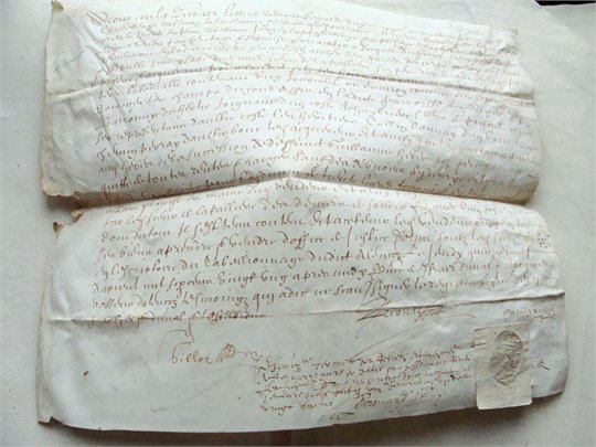 PARCHEMIN DE 1621 RELATIF A UN HERITAGE A Pluguffan bretagne (sceau)