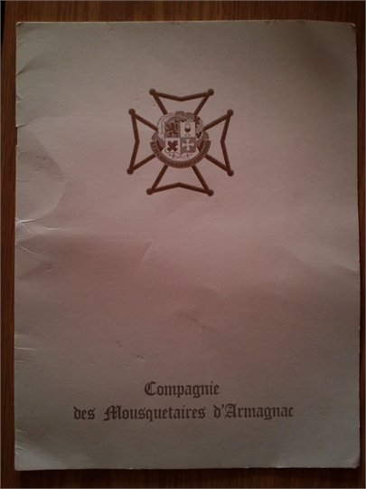 MÉDAILLE ET DIPLOME FRANC MACONNERIE COMPAGNIE DES MOUSQUETAIRES ARMAGNAC