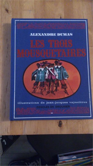 A. Dumas  Les trois mousquetaires  (Vayssières)