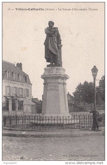 cp , 02 , VILLERS-COTTERÉTS , La Statue d'Alexandre Dumas  N5