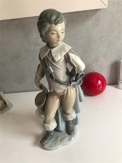 Figurine statuette LLADRO mousquetaire en porcelaine