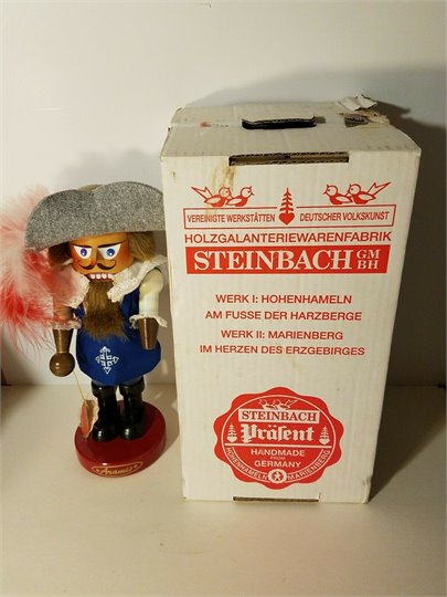 Steinbach Wood Nutcracker Aramis S722 Three Musketeer Series w/ Box As IS