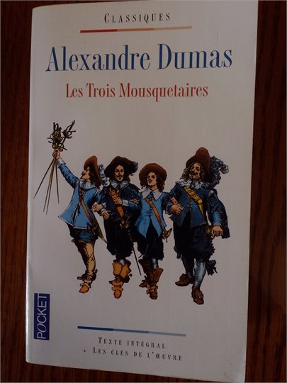 A.Dumas   Les Trois Mousquetaires (POCKET, 1993)
