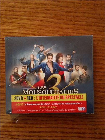 Les trois mousquetaires  2DVD+1CD L'integralite du sptctacle