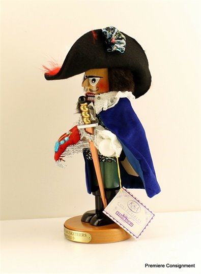 Steinbach Nutcracker Porthos