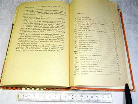 Alexandre Dumas   "Trys Musketininkai II"  (литовский яз.)