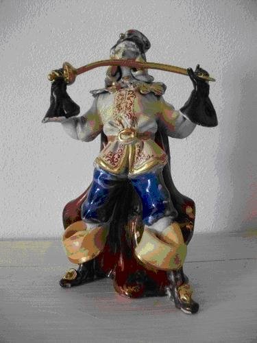 Vintage Italian faience musketeer figurine -2