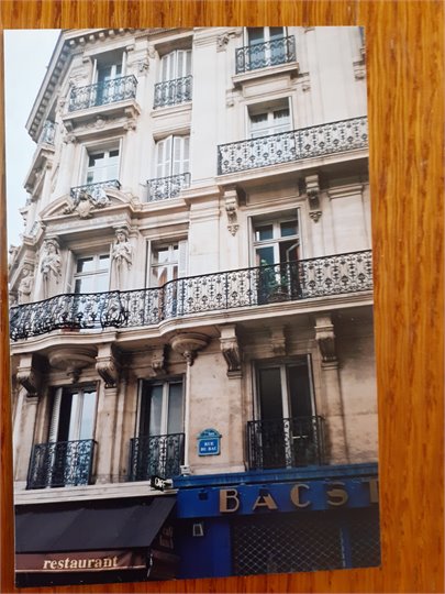 3 photos  1,Rue de Bac (Maison de d'Artagnan)