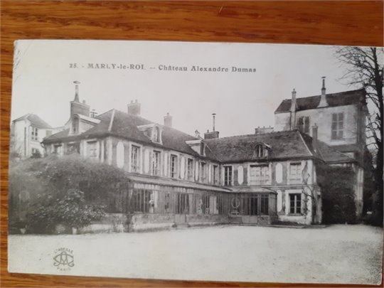 CPA  Marly-le-Roi (Chateau A.Dumas)