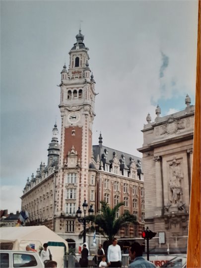 2 photos  Lille