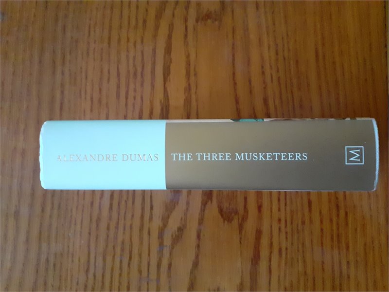 Alexandre Dumas The Three Musketeers   (Macmillan Collector's Library)
