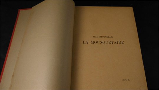 A.Brown  Mademoiselle la Mousquetaire