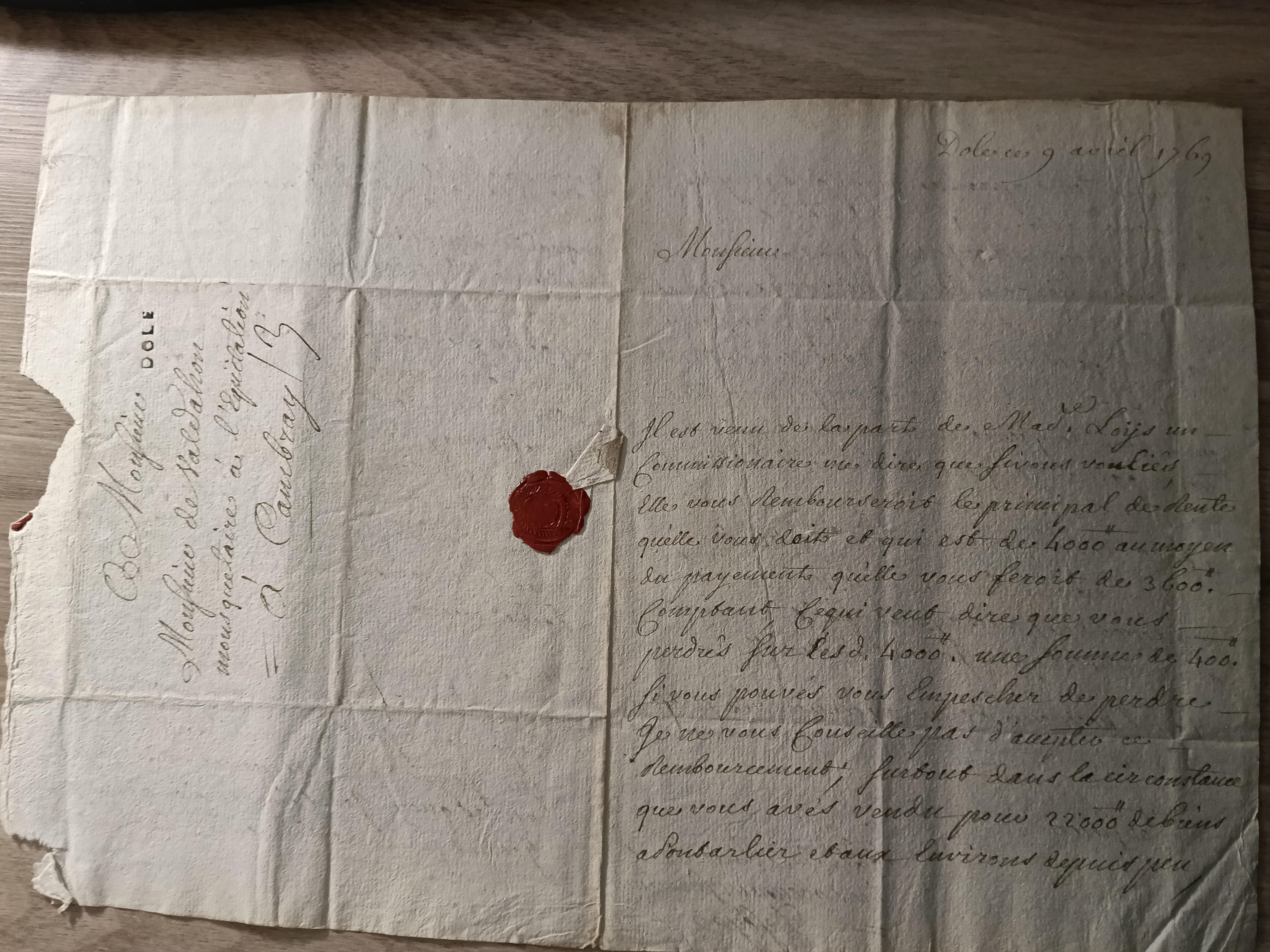 pli parcheminé de 1768 adressé à un MOUSQUETAIRE de l'école d'équitation
