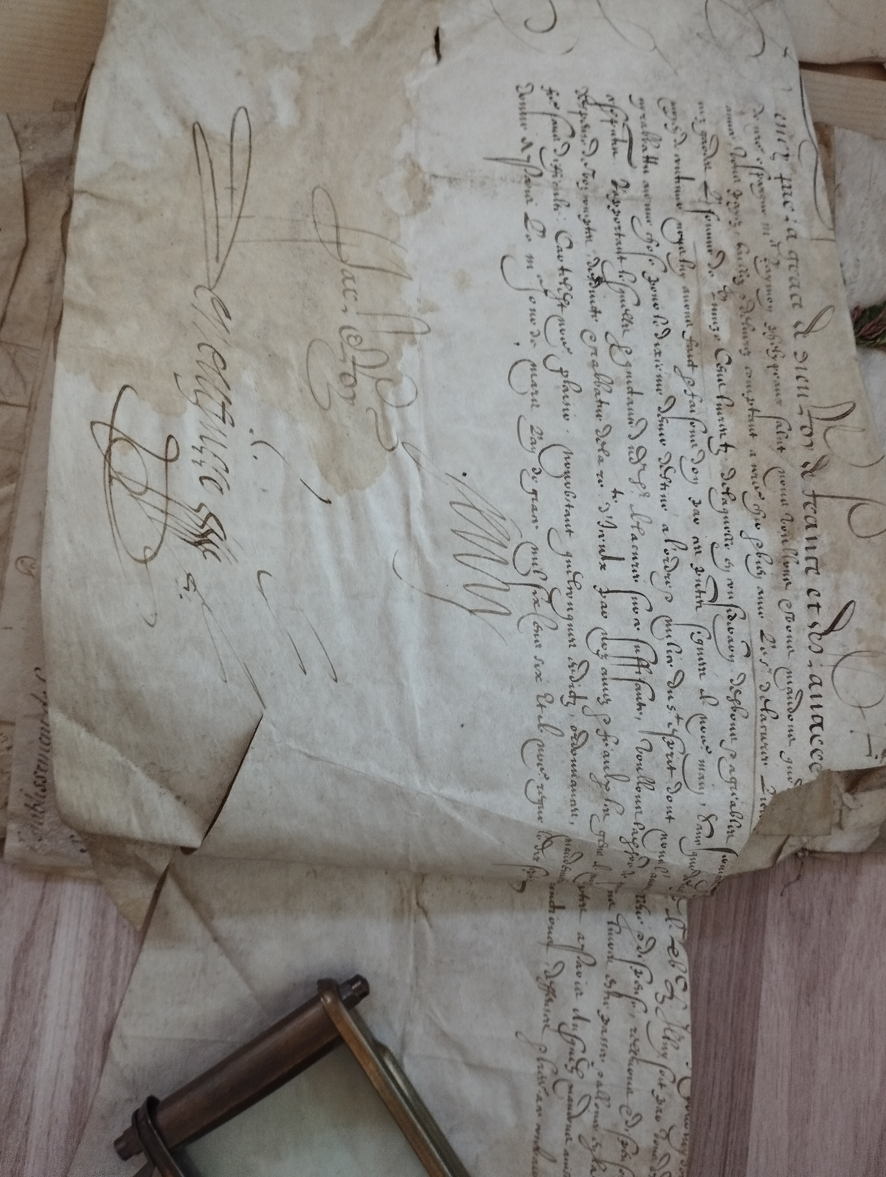 HENRI IV   Pièce signée sur parchemin. Paris, 3 mars 1606