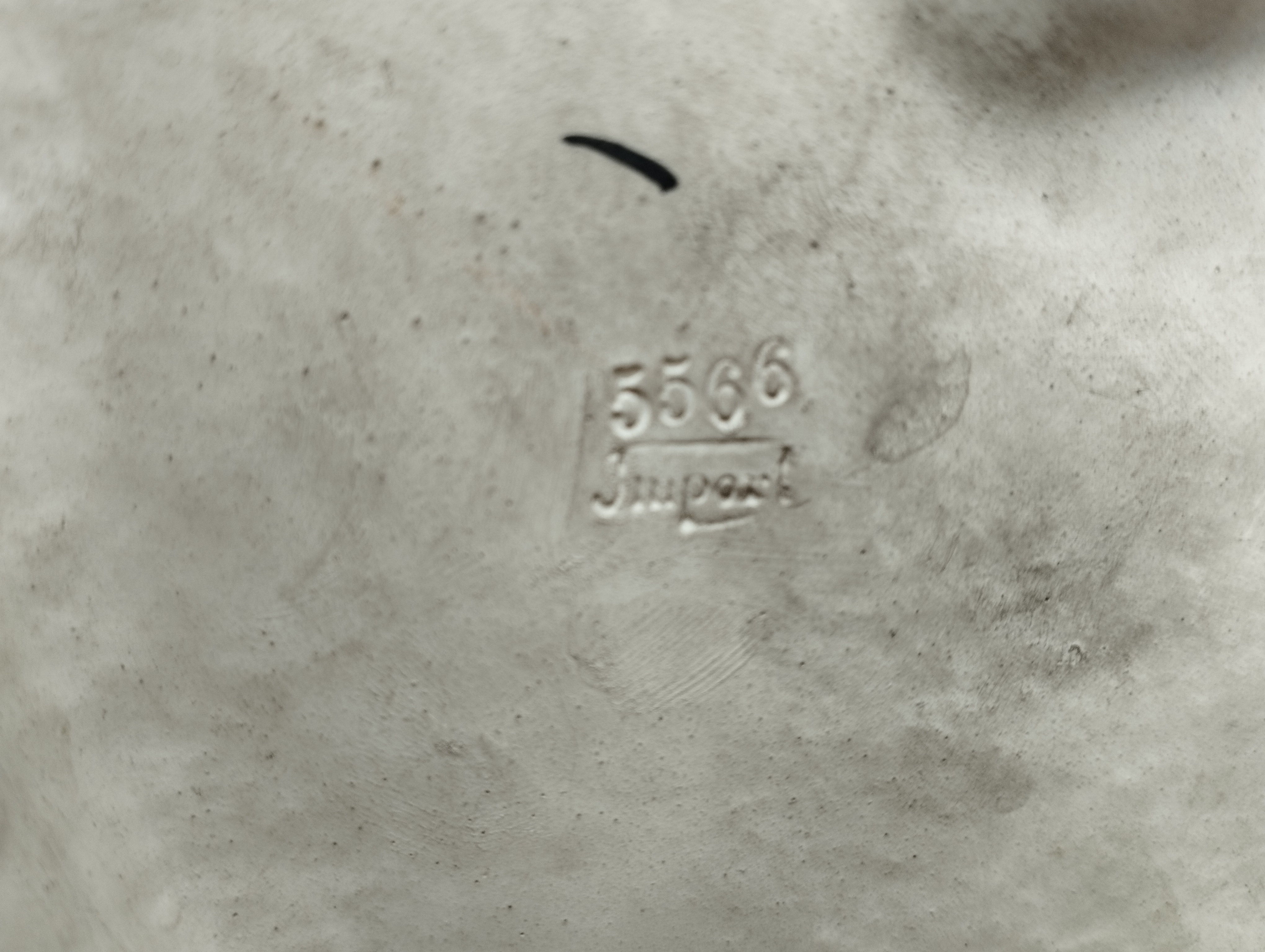 Pot à tabac en barbotine D'Artagnan