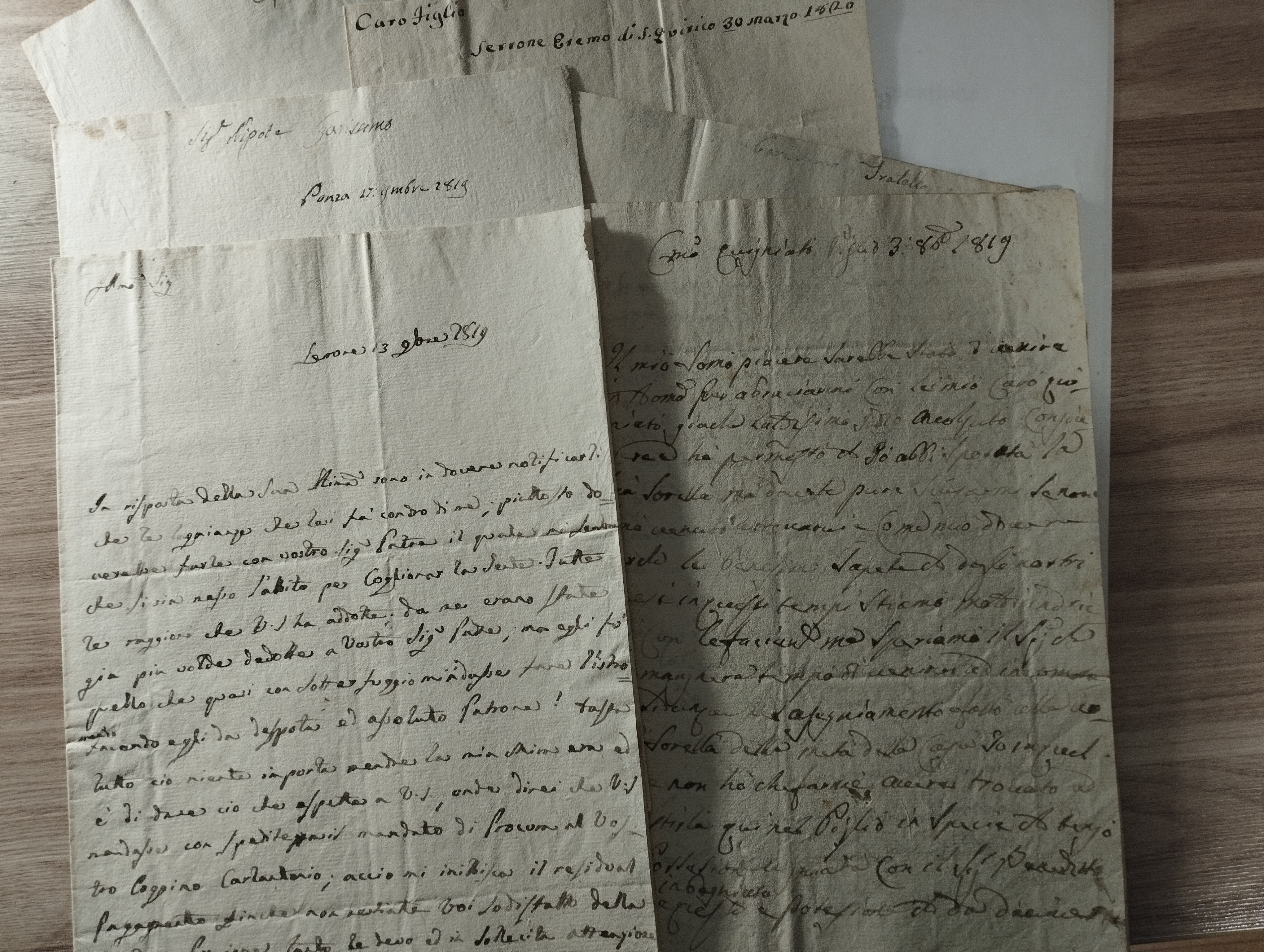 Correspondance entre un membre de la Curie papale (Rome) et ... (Spolеto)